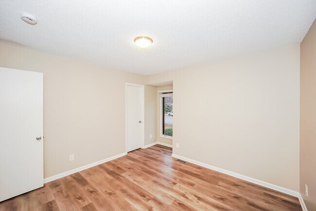 Building Photo - 1507 Bellingham Dr