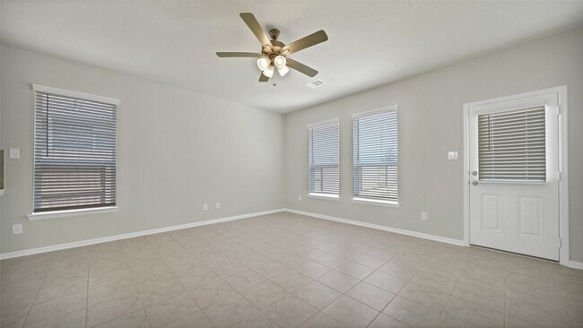 Building Photo - 12513 Beacon Cove Dr