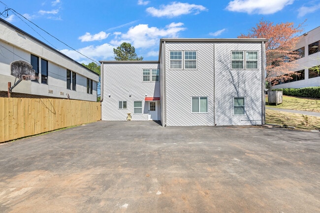 Building Photo - 120 Vulcan Rd