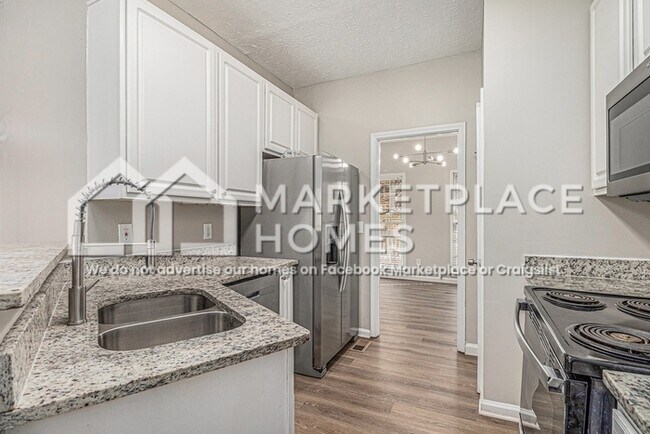 Building Photo - 257 Bonnie Sue Dr