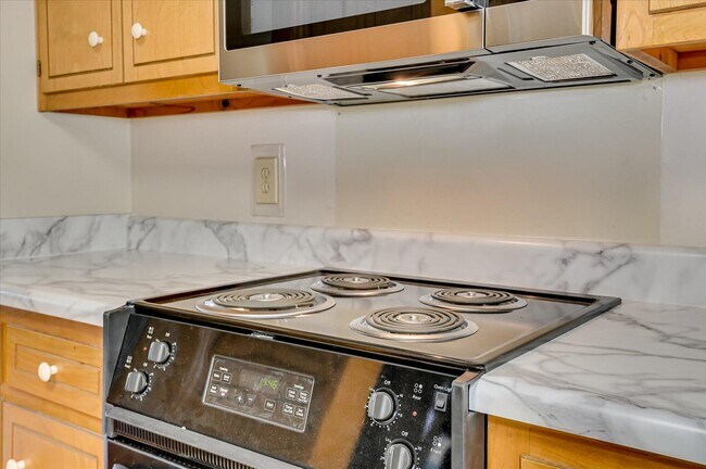 Building Photo - 4628 Peavine Ct