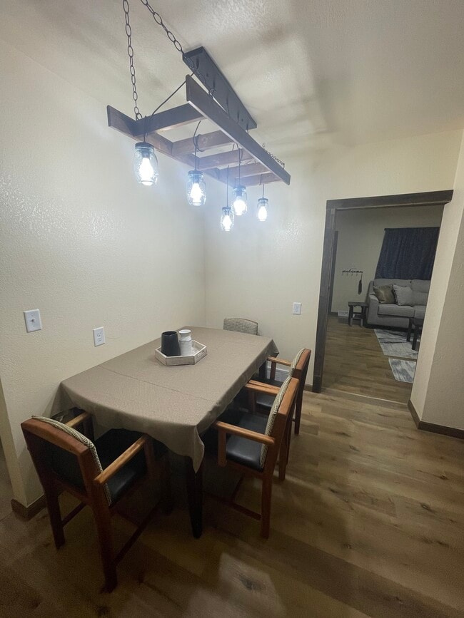 Building Photo - Rustic Farmhouse