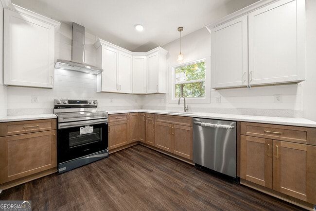 Building Photo - 600 Trump Ct