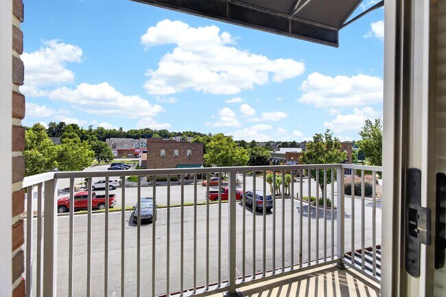 Building Photo - 2409 Spring Creek Boulevard