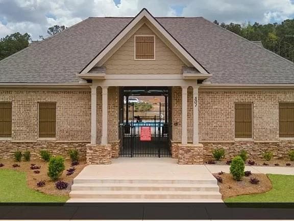 Building Photo - 705 Brecklin Ln