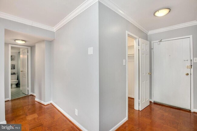 Building Photo - 9039 Sligo Creek Pkwy