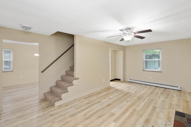 Building Photo - Stunning 3 bedroom home in Wilkins Township available now!