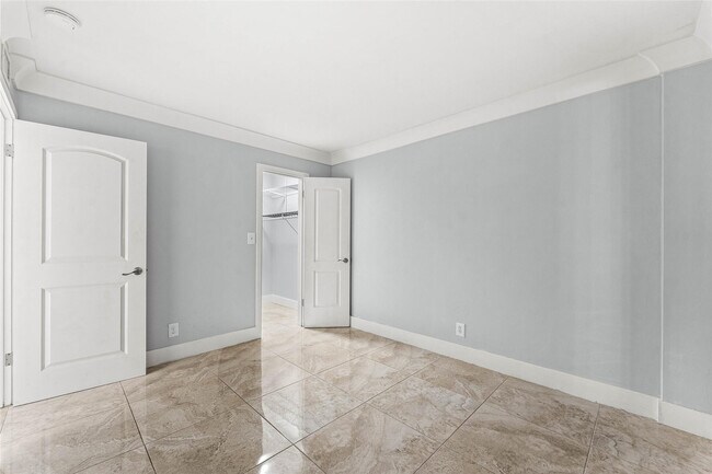 Building Photo - 4502 N Federal Hwy