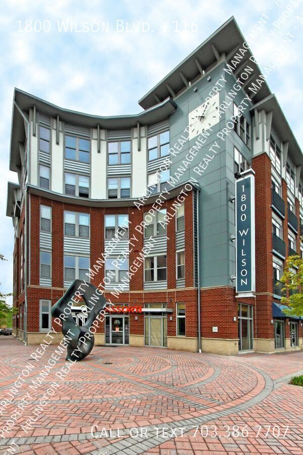 Building Photo - 1800 Wilson Blvd