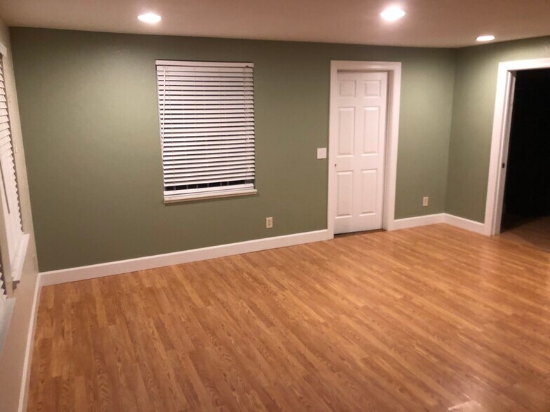 Building Photo - 378 Gunnison