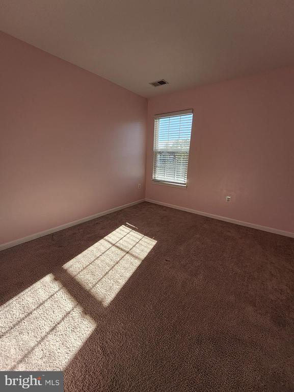 Building Photo - 6131 Waverly Way