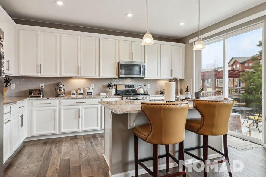 Building Photo - 15993 E Otero Cir