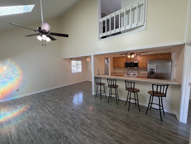 Building Photo - 1605 Hathern Ct