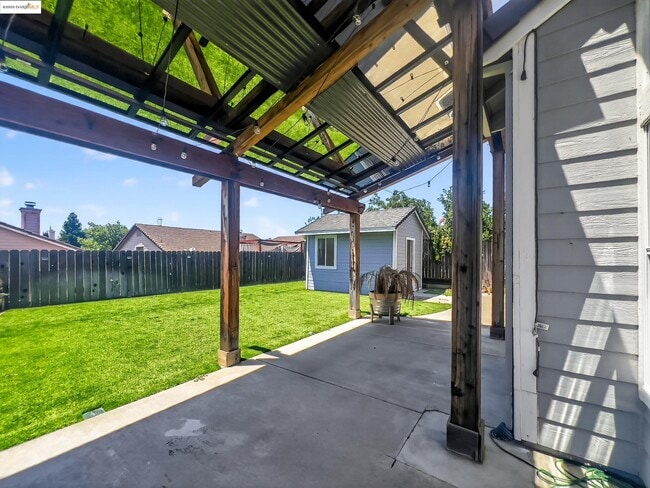 Building Photo - 5140 Homestead Way