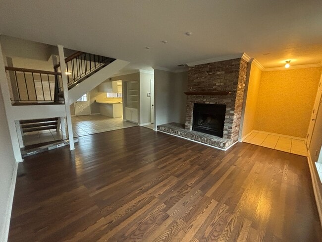 Building Photo - 9503 Balsa Dr
