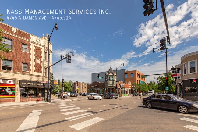 Building Photo - 4745 N Damen Ave
