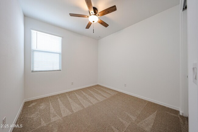 Building Photo - 25274 N 172nd Ln