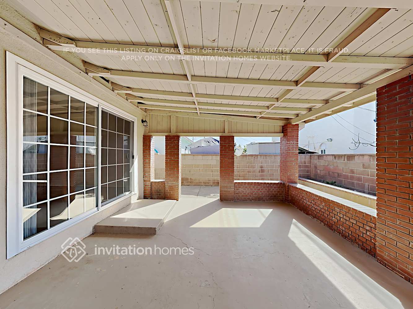 Building Photo - 13618 Saranac Dr