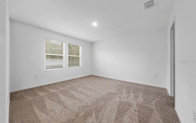 Building Photo - 2814 Raindrop Run St