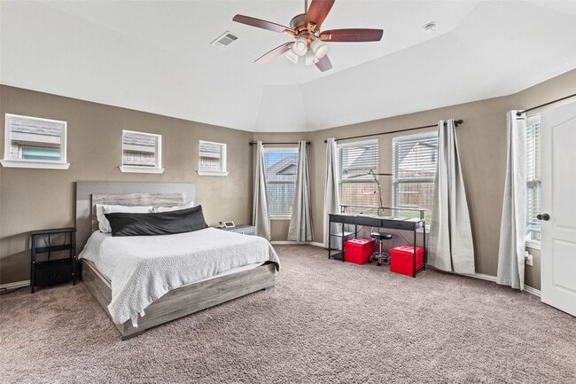 Building Photo - 3012 Broadhaven Dr