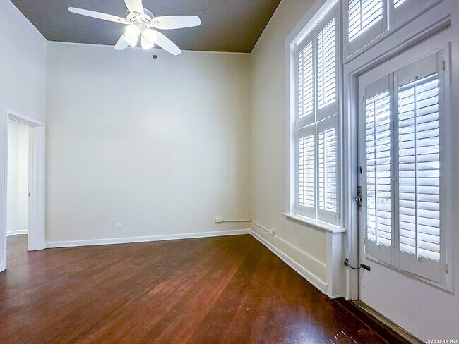 Building Photo - 245 Losoya St