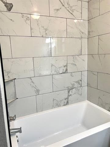 Building Photo - 210 Lakewood Dr