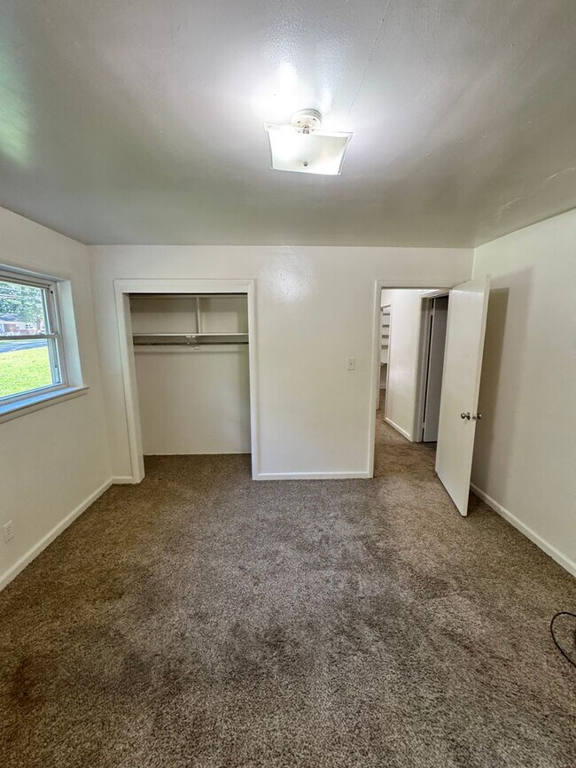 Building Photo - Close to uptown Shelby, NC (Still to compl...