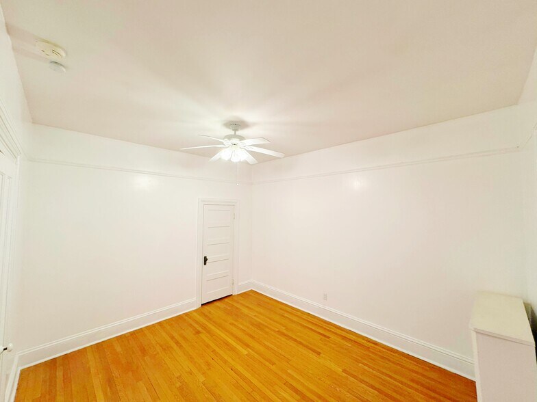 Building Photo - 1466 3rd St