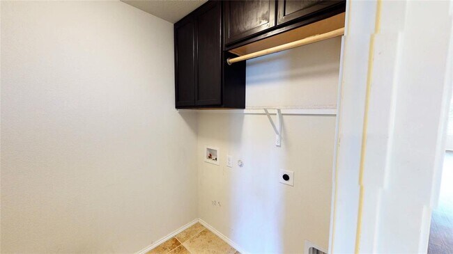 Building Photo - 2914 Whispering Pine Blvd