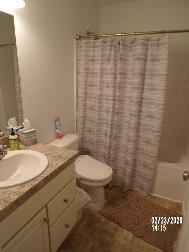 Building Photo - Home in the Willamette Landing neighborhood