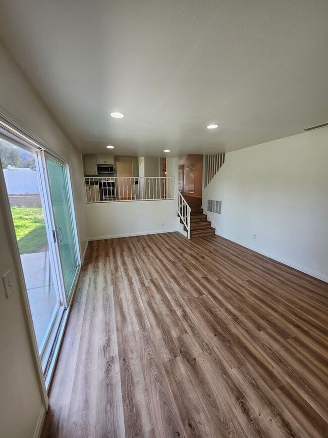 Building Photo - Big backyard with lots of upgrades