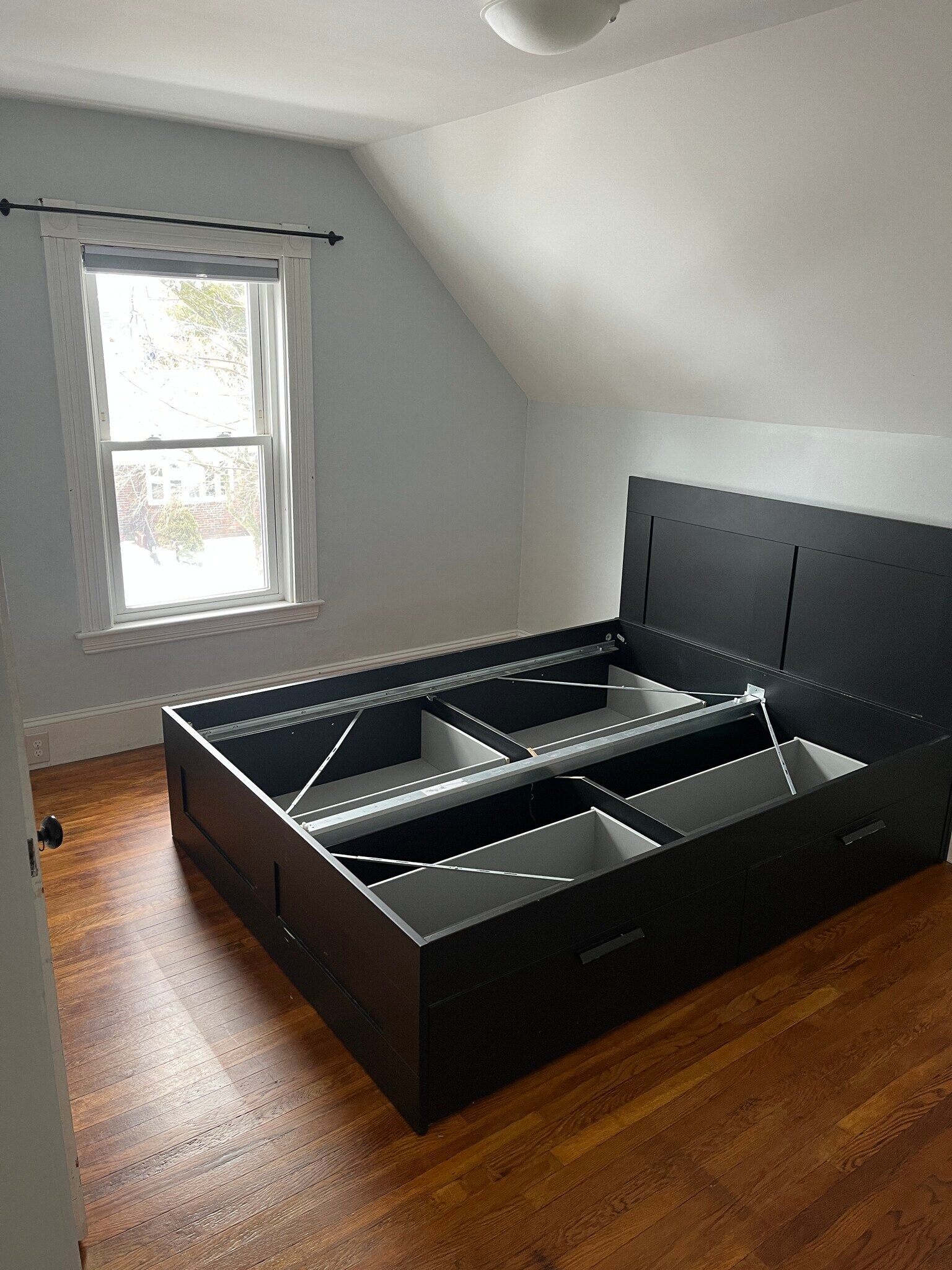 Building Photo - 16 Gordon St