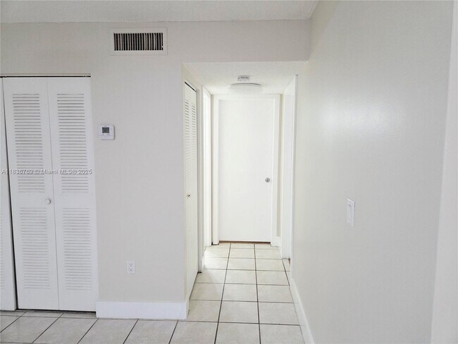 Building Photo - 15640 SW 80th St
