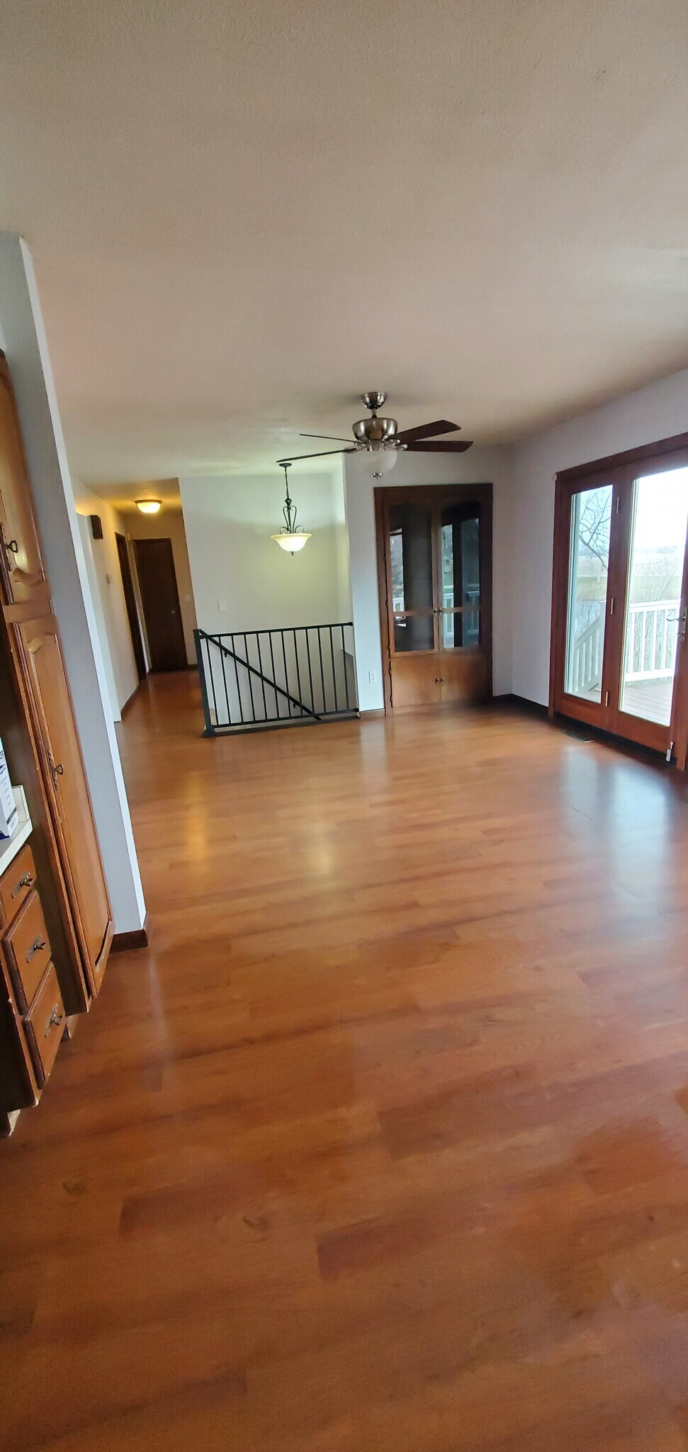 Building Photo - 818 N Timberline Cir W