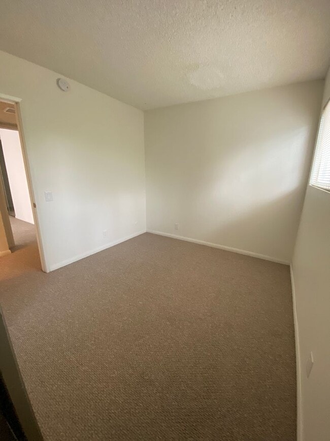Building Photo - Townhome 2 Bed/1.5 Bath for Rent at Colony Park!