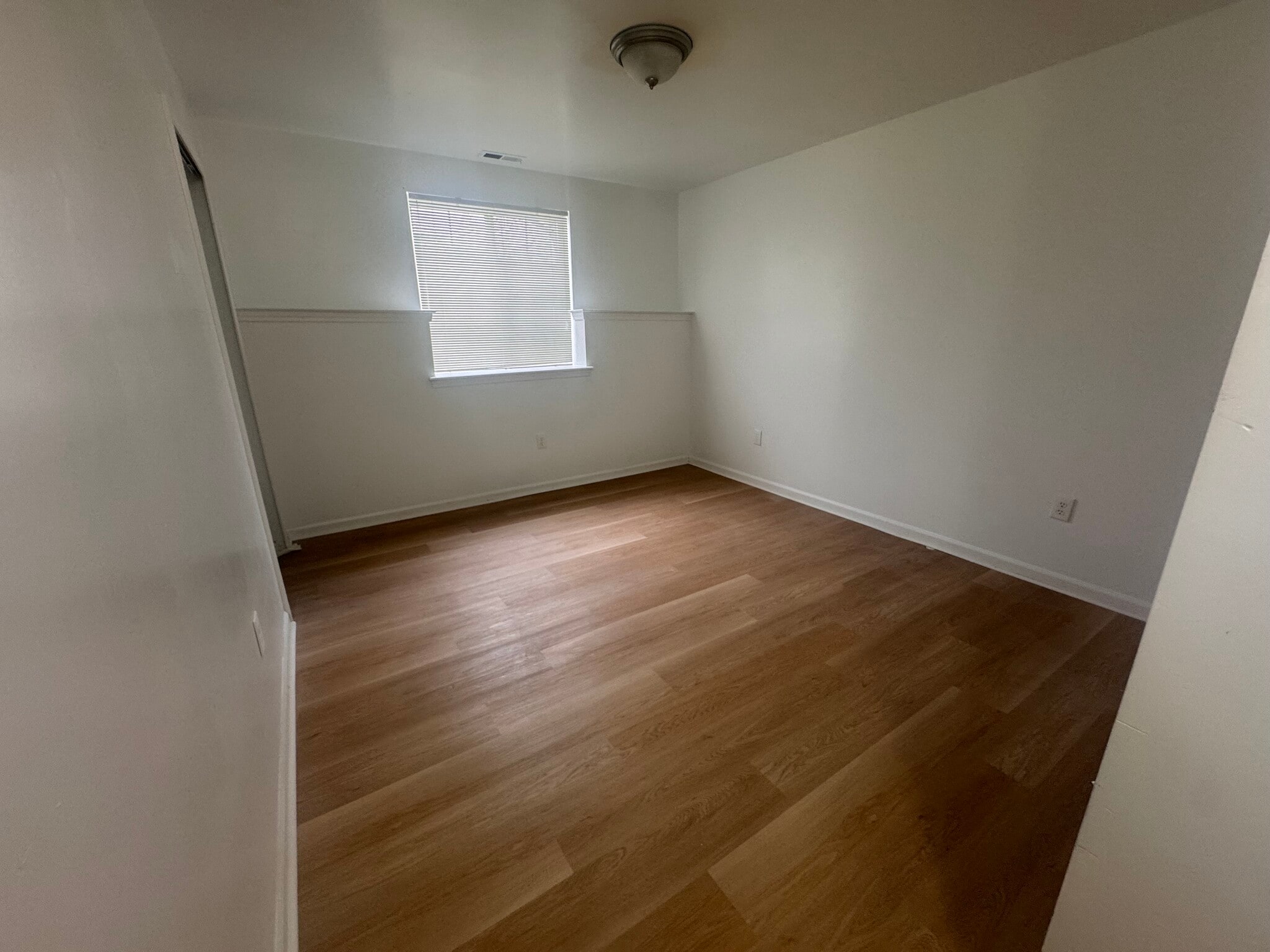 Building Photo - 1152 Faulkner