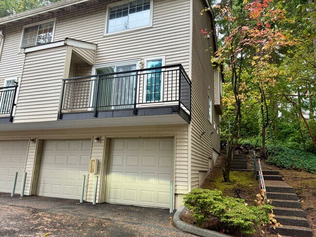 Primary Photo - Beautiful 2 bed, 1.5 bath Condo located in...