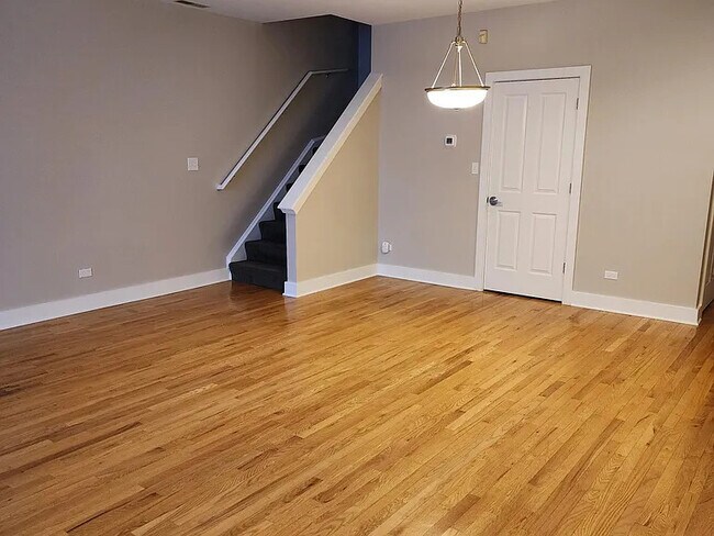 Building Photo - Apartments in Lockport