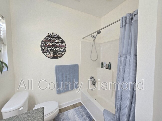 Building Photo - 13805 Flamingo Ave