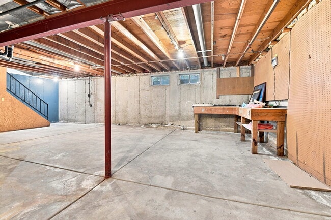 Building Photo - $2,645.95, 4-bed, 2.5-bath located in Centennial with a fenced backyard.