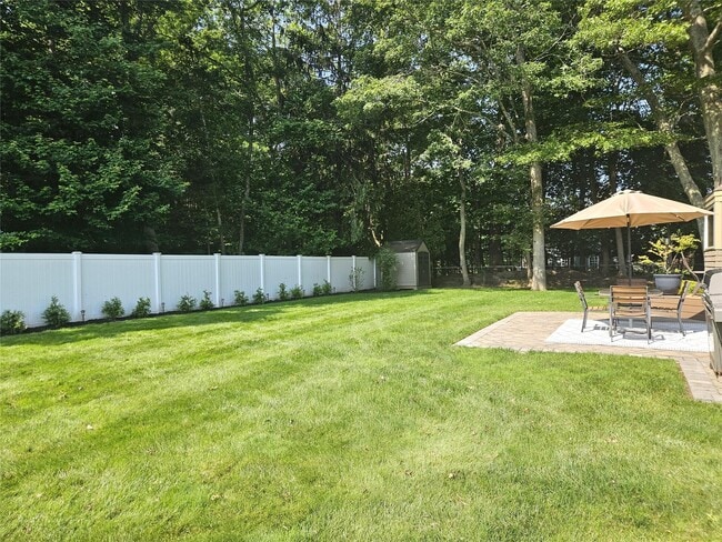 Building Photo - 45 Woodchuck Hollow Ln