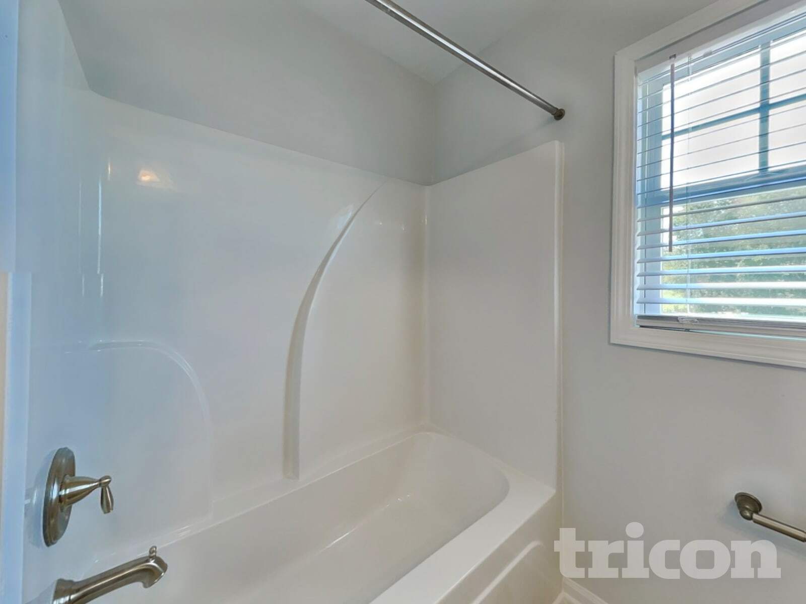 Building Photo - 258 Sturgeon St