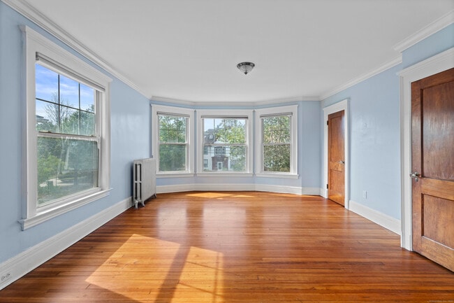 Building Photo - 809 Edgewood Ave