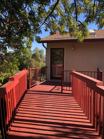 Bridge/Deck - 572 Plumosa Ave