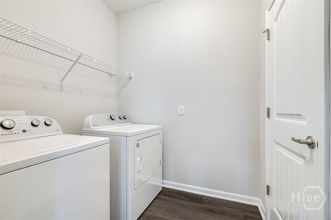 Building Photo - 345 Sonoma Dr