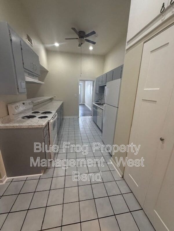 Building Photo - 103A S Main St