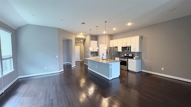 Building Photo - 5030 Rue Dela Croix Dr
