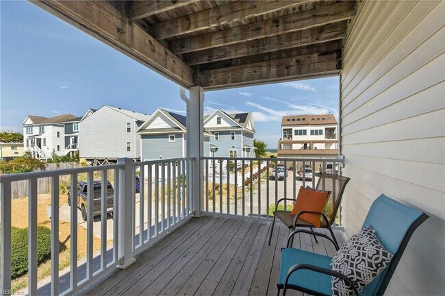 Building Photo - 1218 W Ocean View Ave