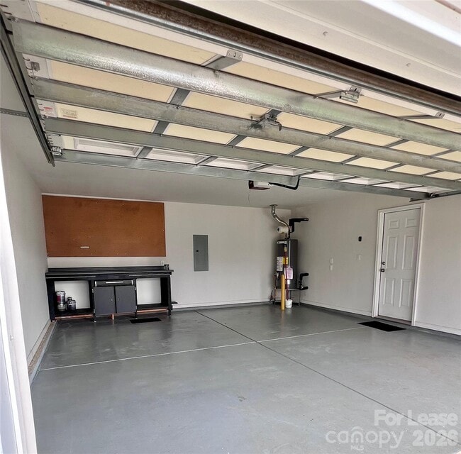 Building Photo - 2340 Wexford Way