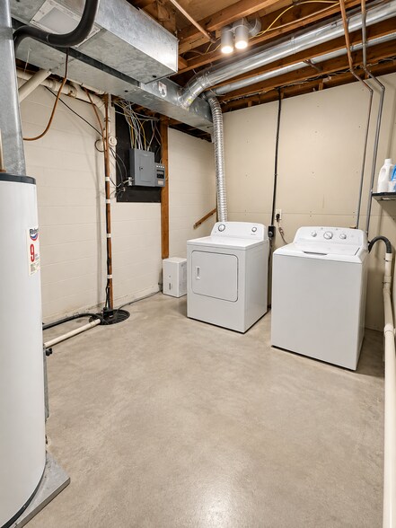 Laundry Room - 8131 Ravine Rd